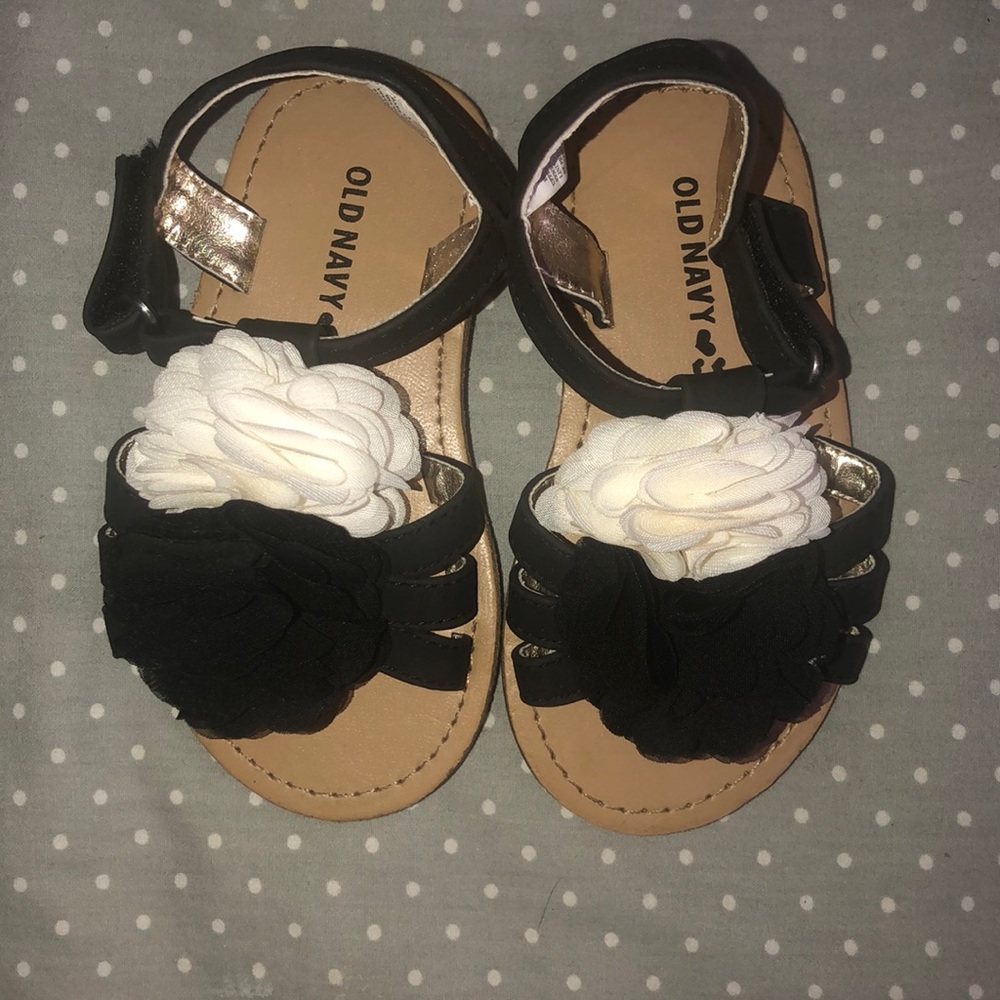 Flower sandals